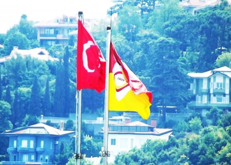 Spor Klüpleri Bayrakları